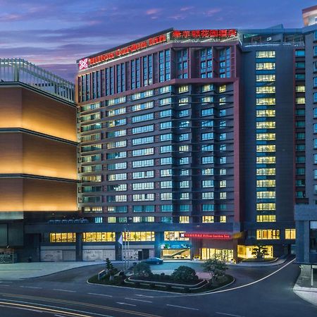 Hilton Garden Inn Zhongshan Guzhen Bagian luar foto
