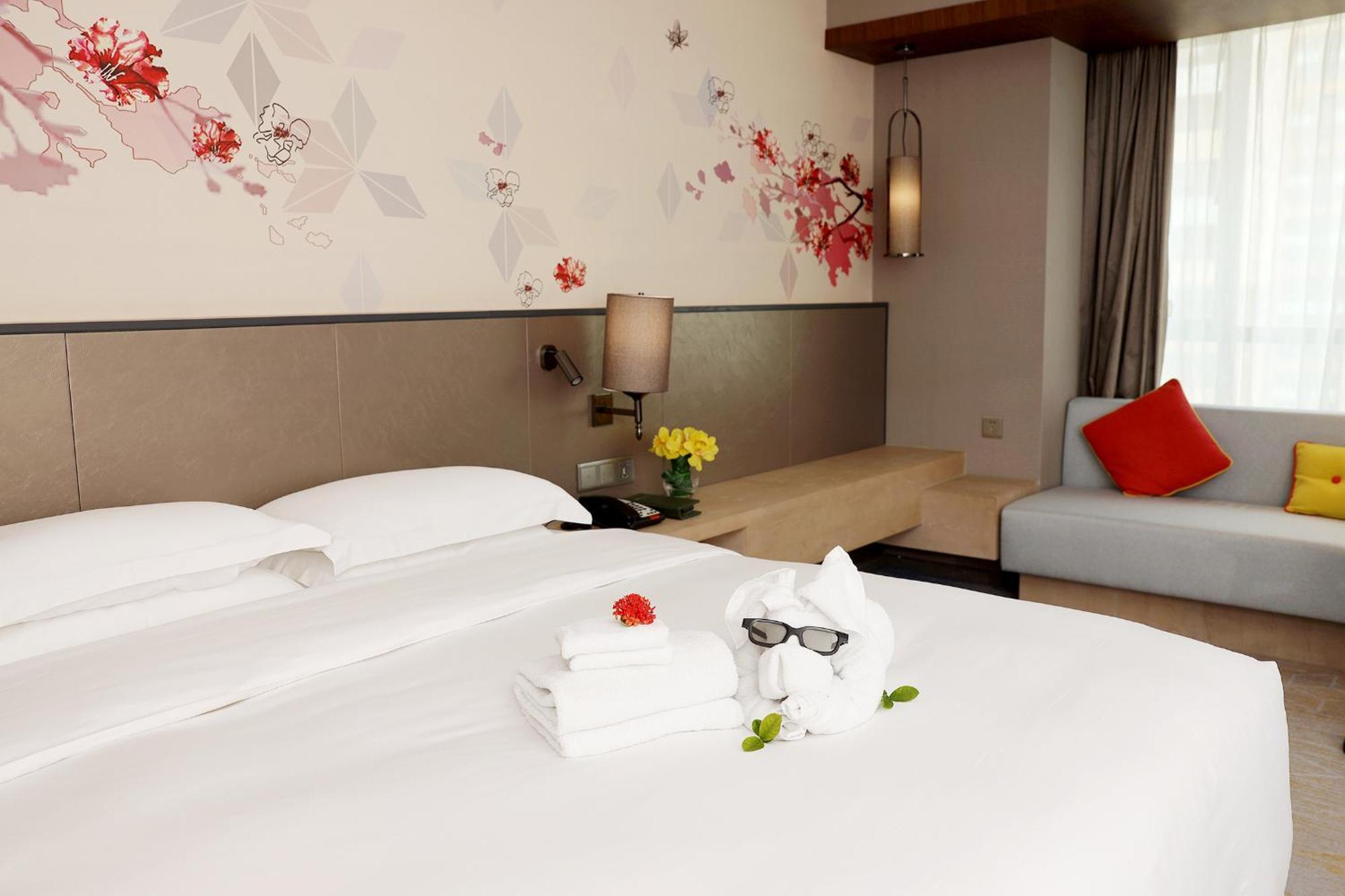 Hilton Garden Inn Zhongshan Guzhen Bagian luar foto