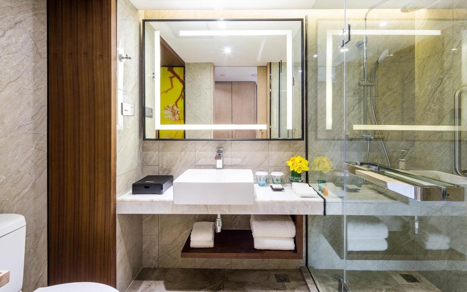 Hilton Garden Inn Zhongshan Guzhen Bagian luar foto